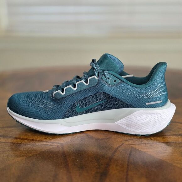 Nike Zoom Pegasus 41 NFL Philadelphia Eagles Team Issued Women's 10.5 FZ5083-300 - Picture 9 of 15